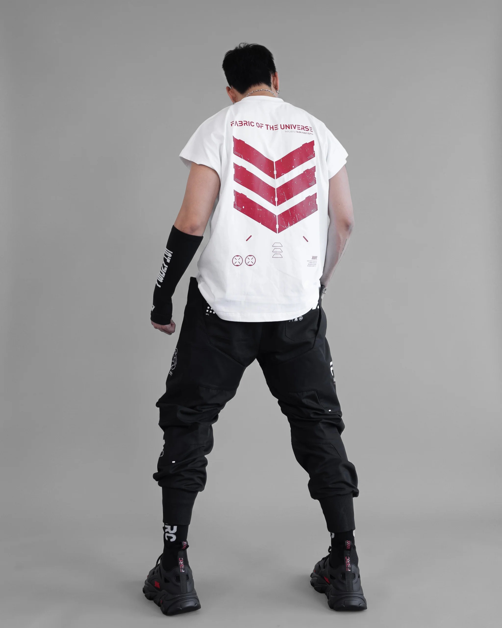V3-S White Red Oversized Sleeveless 4